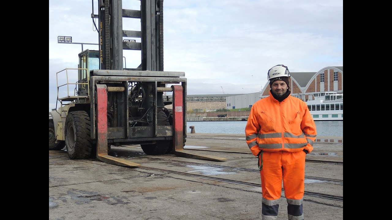 Lavorare in Porto - Forklift operator