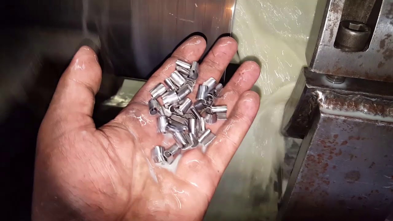 SANDVIK 1020 carbide. To cut MONEL K500