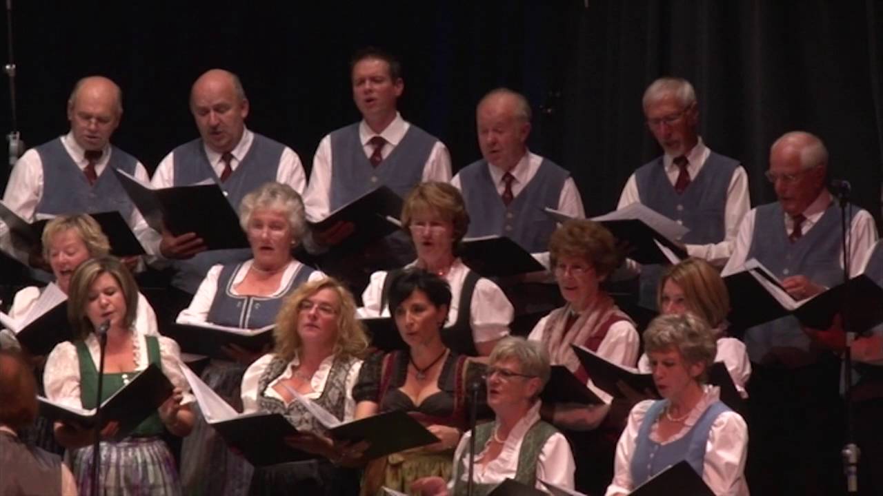 Capri Fischer 2015 & MGVfRAU 1860 Knittelfeld Chor & New Voices
