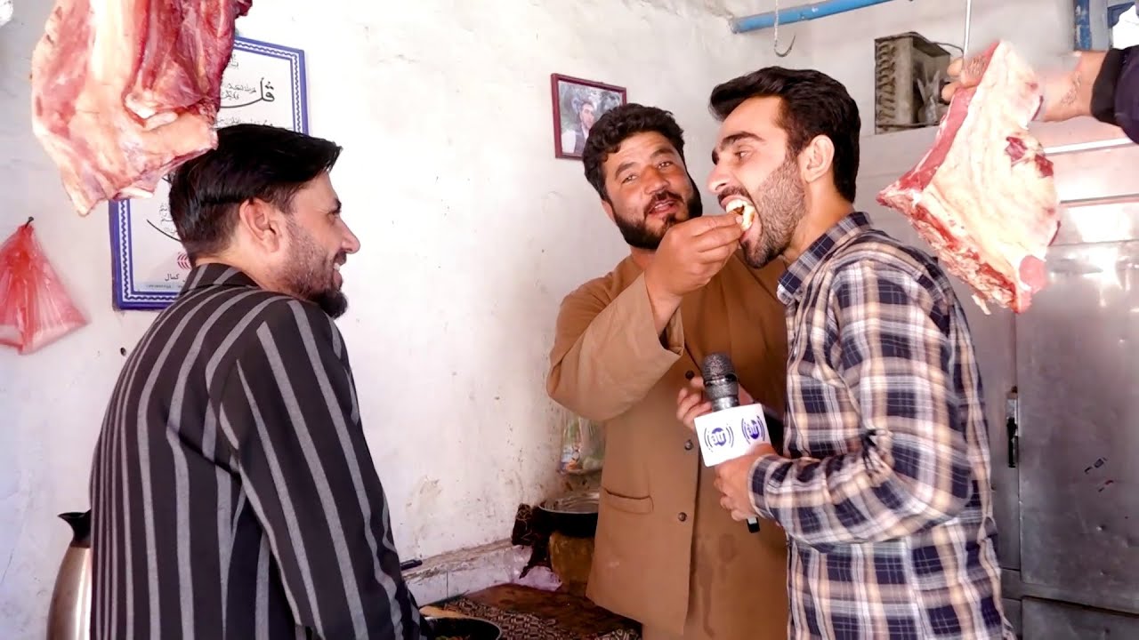 Lamb Curry cooking in Jawan Mard Qasab butchery, Beni Hisar/ کرایی گوشت گوسفند در قصابی جوانمرد قصاب