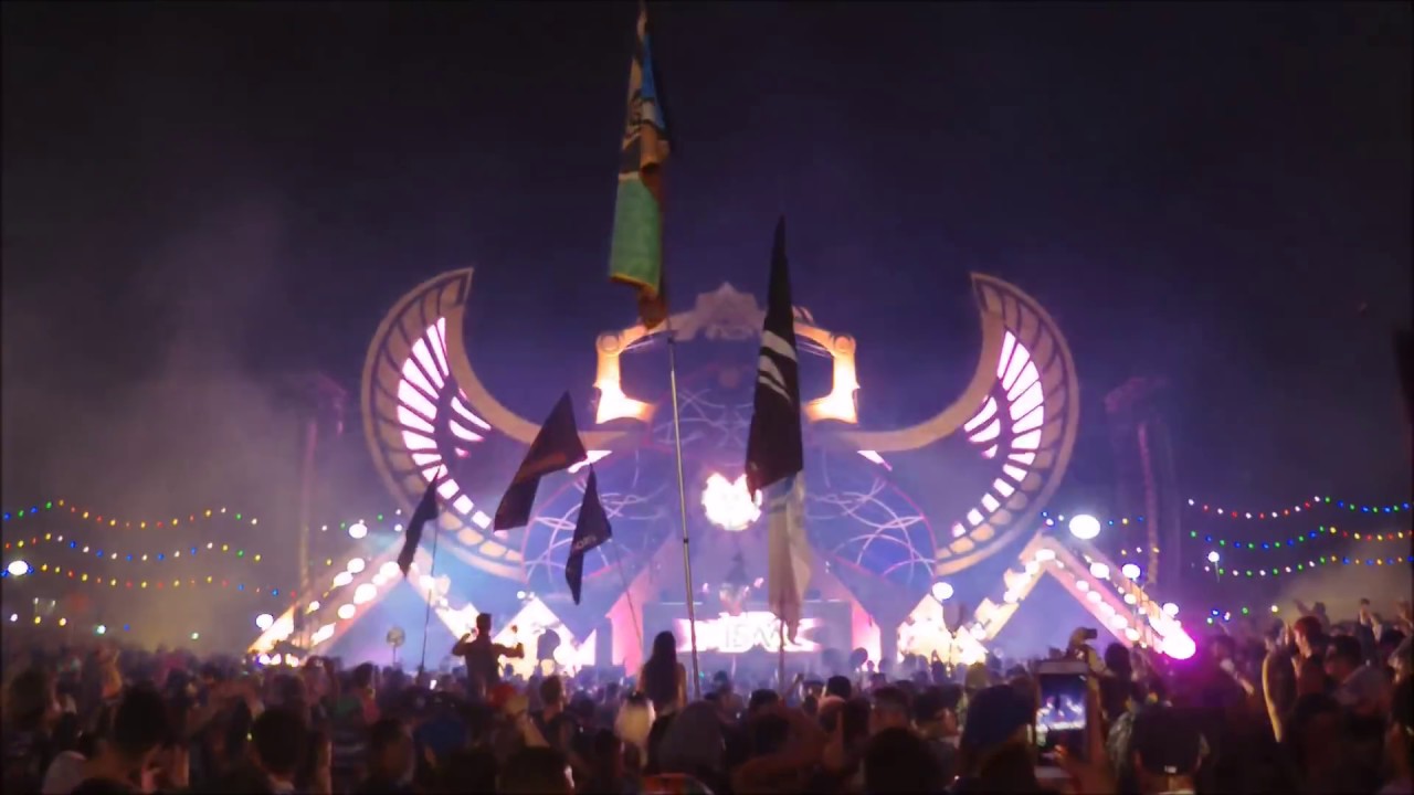 Dj Isaac at EDC Las Vegas Basscon wasteLAND 2018