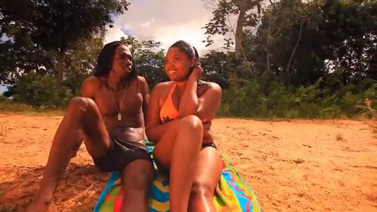 Scrappy W ft Tjatjie - Kom met me mee