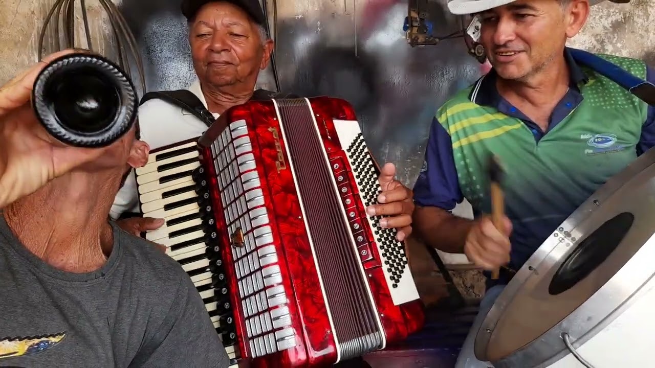 Tonho sanfoneiro e Gileno  aovivo no shopping do Zezinho Glória Sergipe/