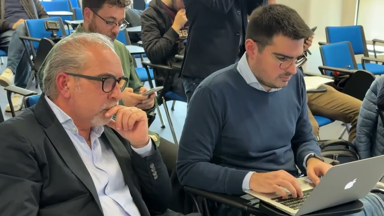 Guerra di mafia a Bari, otto arresti tra componenti clan