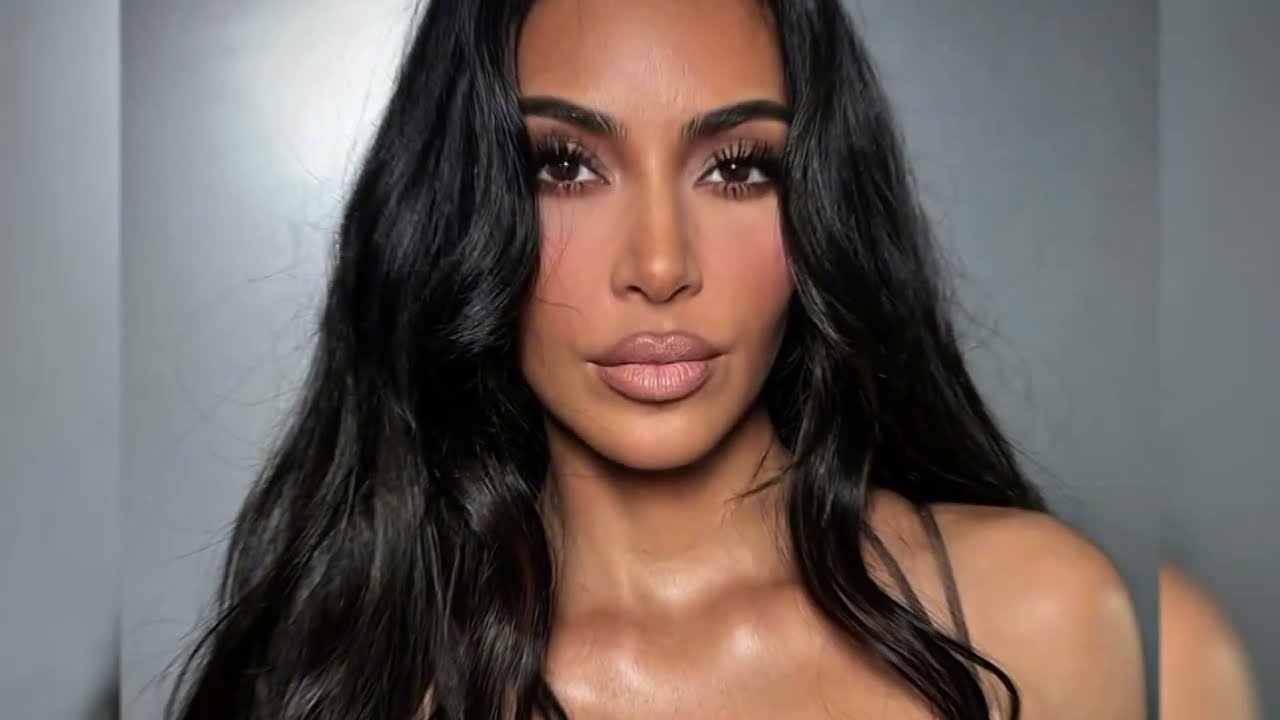 КИМ КАРДАСЯН, модель Plus Size | Звезда Instagram-модели | Супермодель 2025 года.