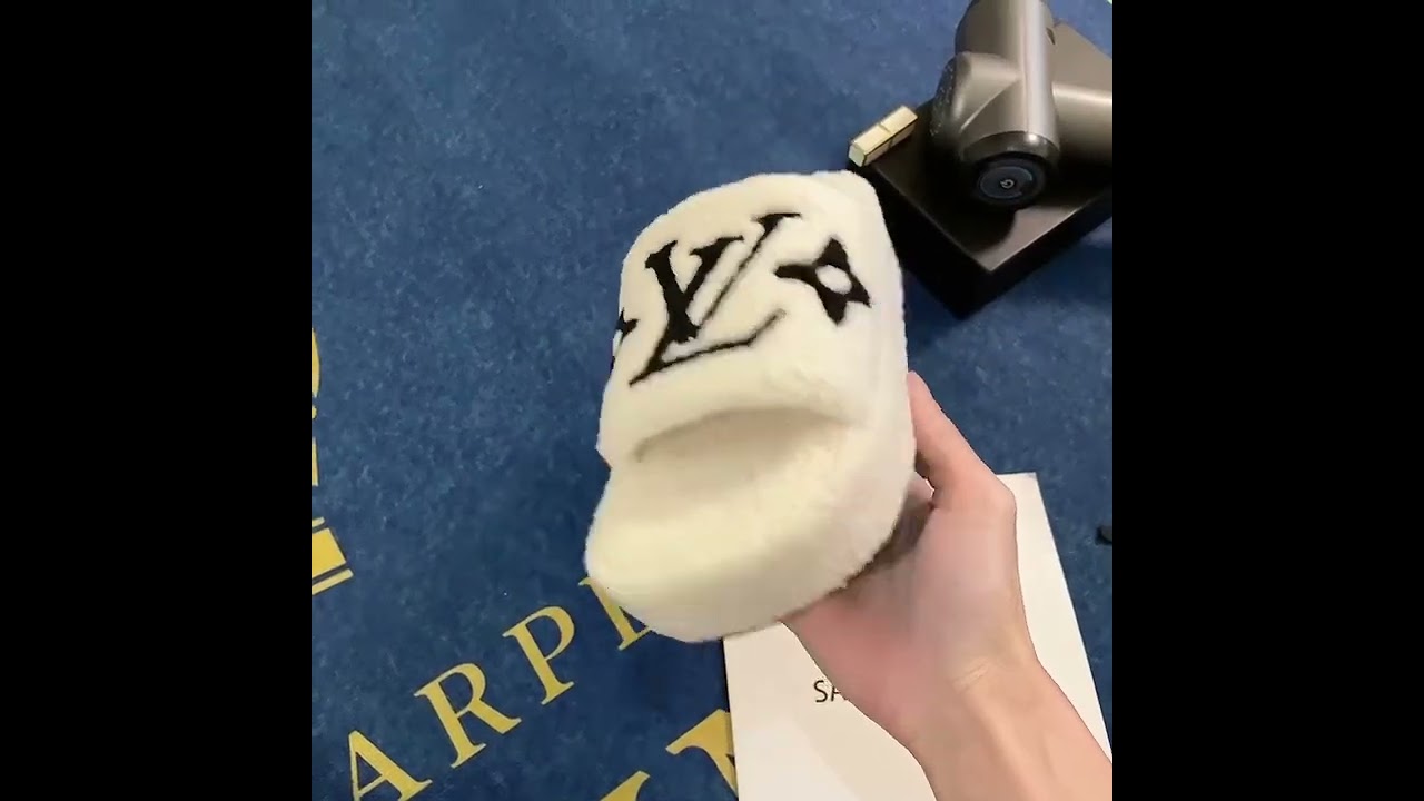 New designer women winter warm real sheep fur slides slippers sandals with luxury brand logo shoes