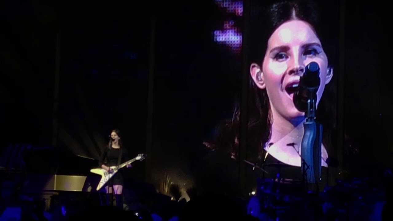 Lana Del Rey - Yayo (Live, Boston)