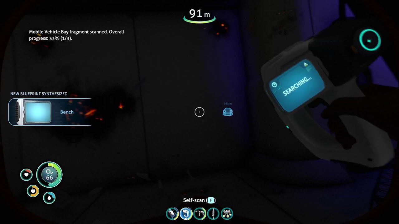 playing subnautica OH WHAT IS TH-