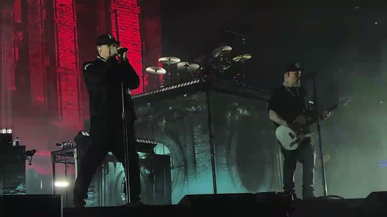Good Charlotte - I Dont Wanna Be In Love (Dance Floor Anthem) live Sydney (25/2/2026)