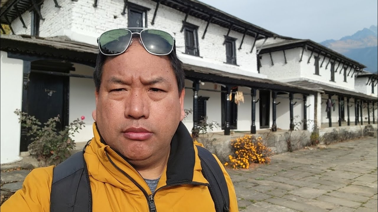 GHANDRUK PART 2 VILLAGE TOUR LOCAL,TYPICAL HOTELS/