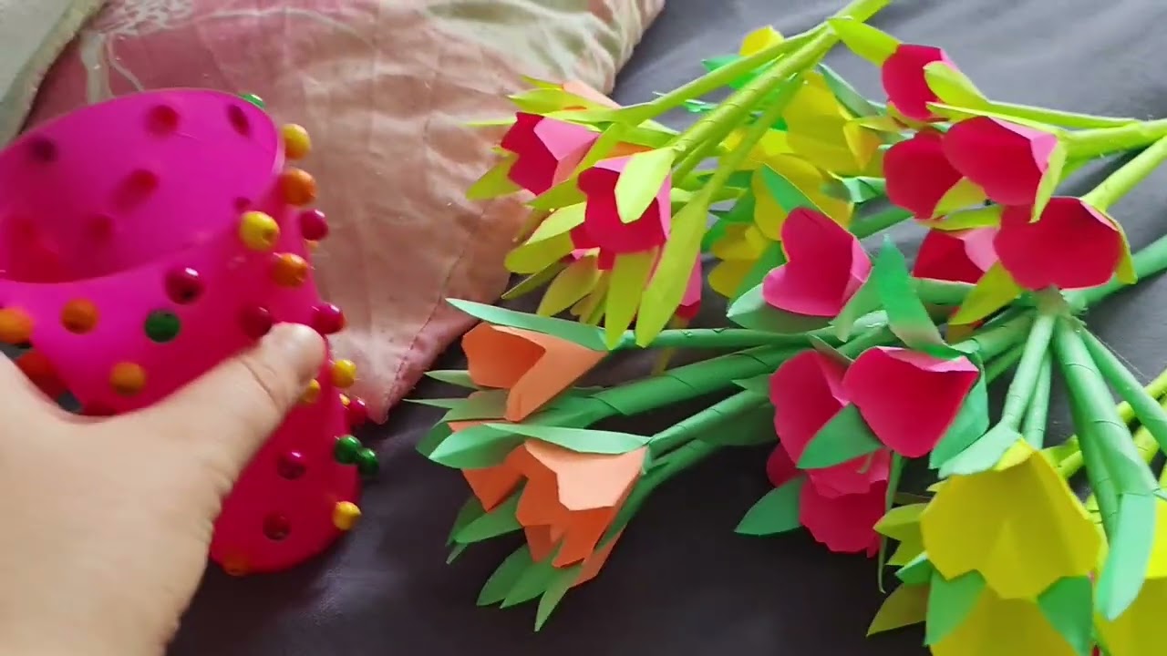 Тюльпаны из цветной бумаги в детский сад или школу ко дню Матери, на 8 марта 🌷 поделка цветы 🌷