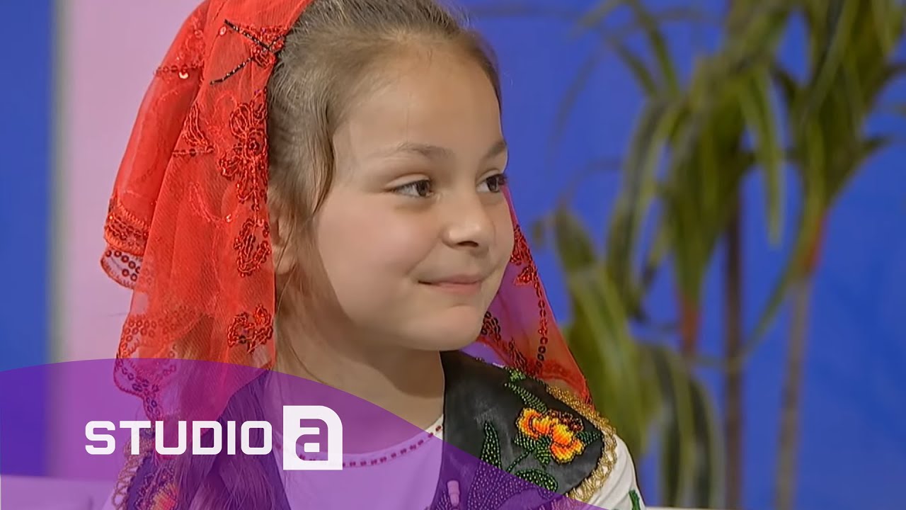 Amla, 7 vjeçarja nga Tropoja që po i ruan traditat shqiptare