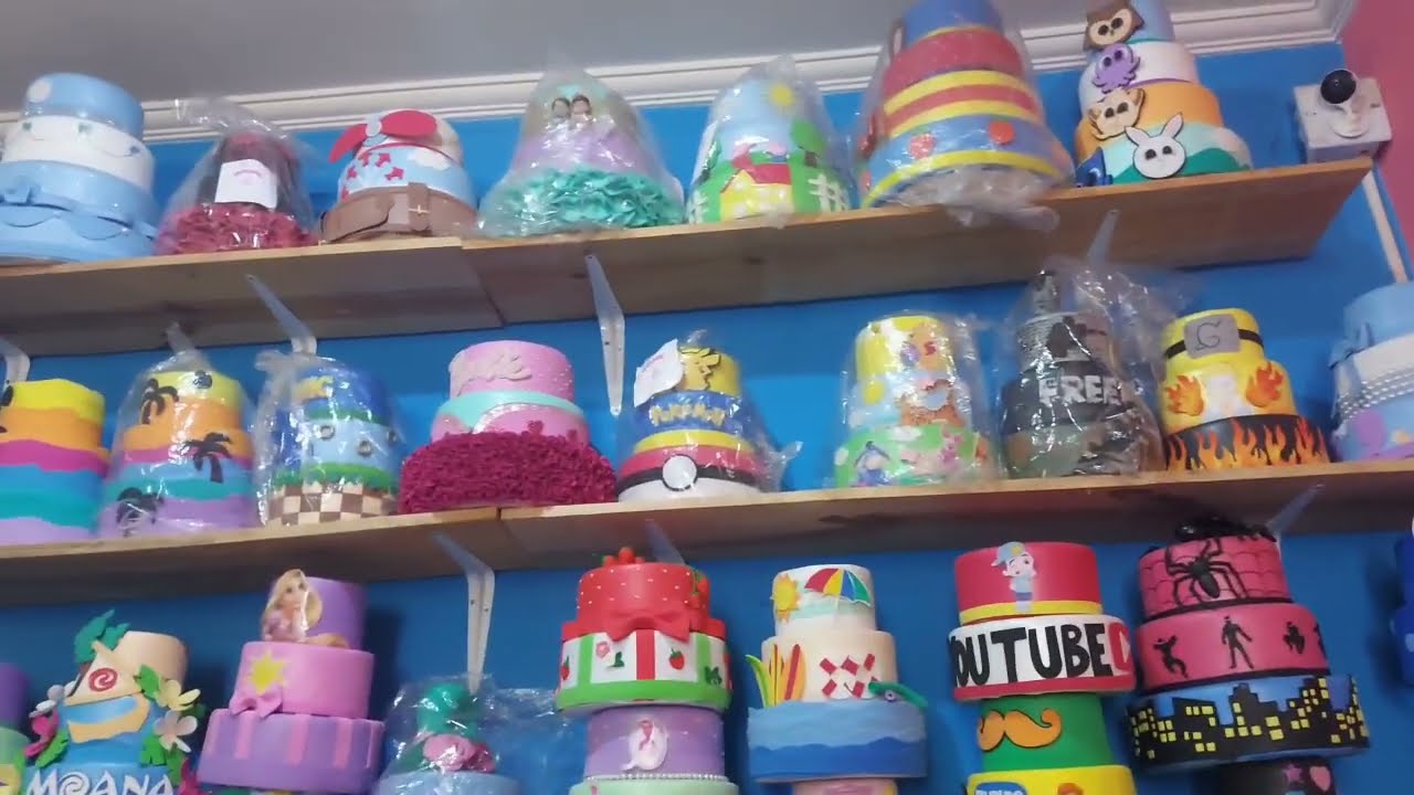 Loja quase toda organizada
