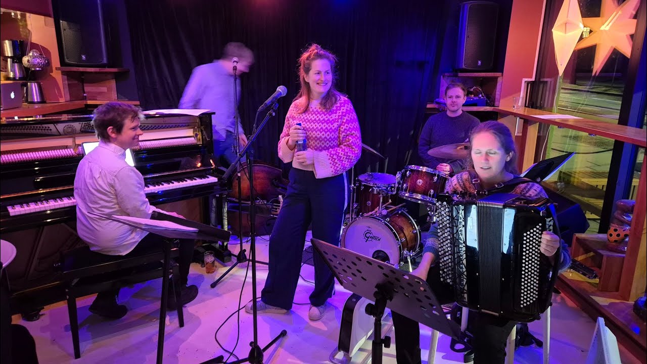 Jazzquartet Significant Time plays live at Sanaa culturepub in Bergen