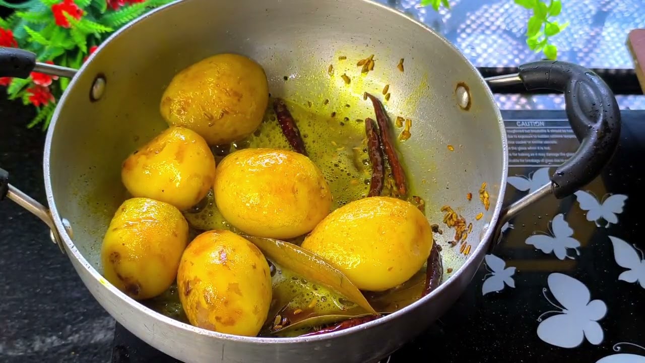 সারা দিন ব্যস্ত মায়ের জীবন—সংসার সামলানো, রান্না-বান্না, ঘরের কাজ আর পরিবারের যত্ন #vlog