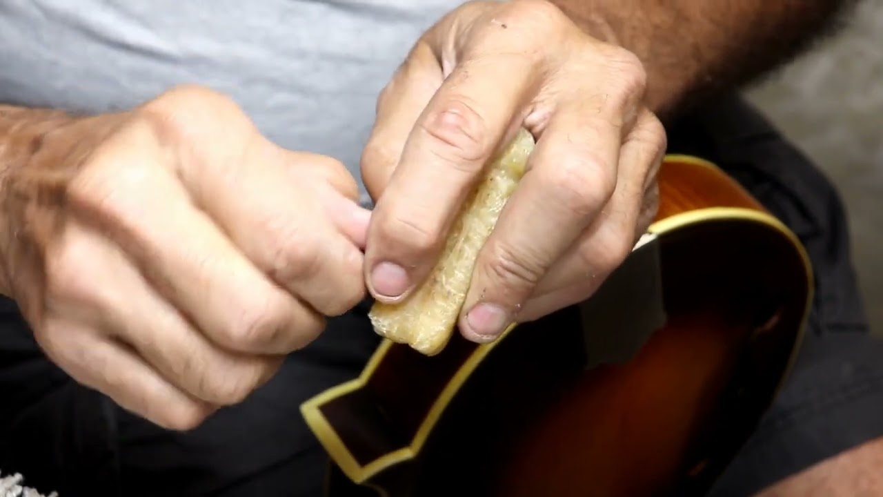581 RSW Fixing A Mandolin Tailpiece Alignment