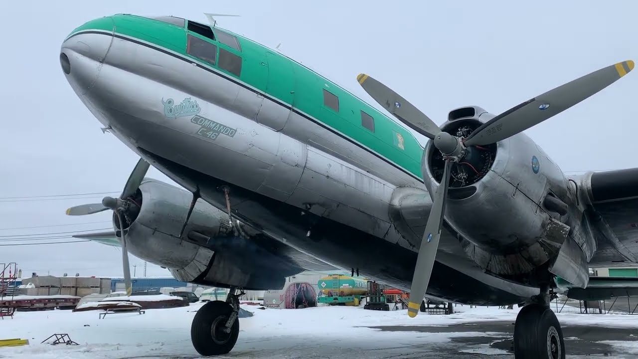 Curtiss C-46 Commando Engine Startup