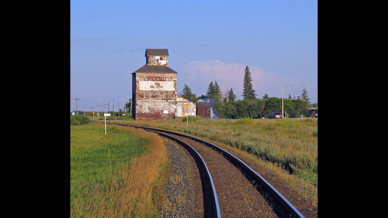Grain Elevators - Disappearing Prairie Sentinels