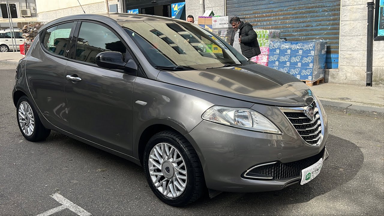 LANCIA Ypsilon 1 2 69 CV 5 porte Elefantino   Privacar Messina