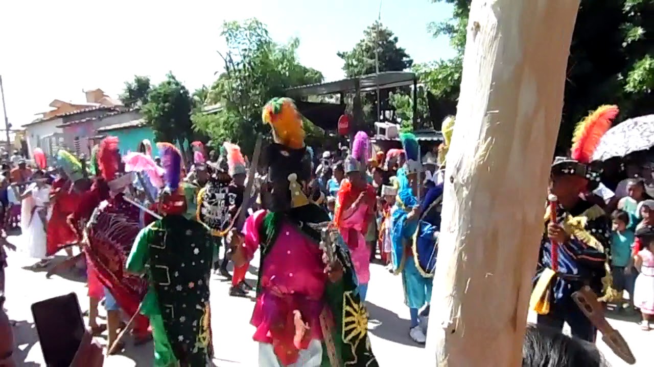 Danza de la conquista en la Capilla de la Primera Sección
