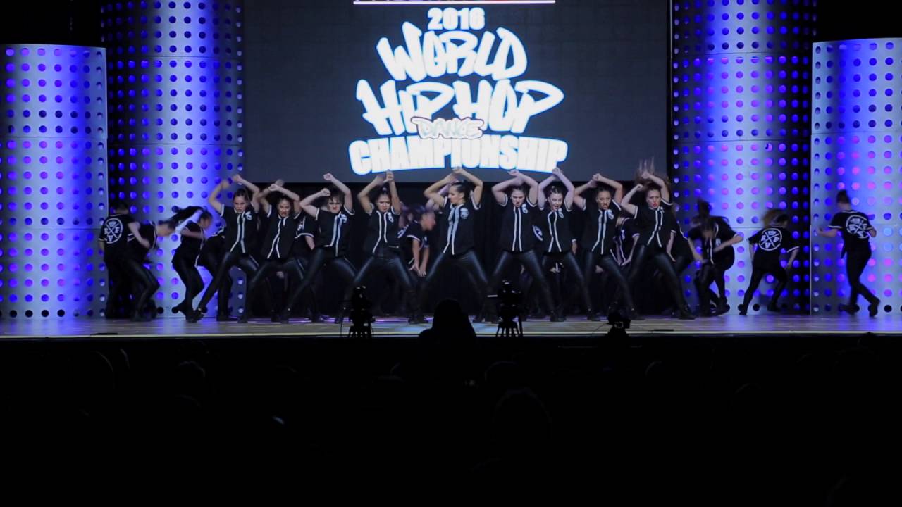 THE ROYAL FAMILY VARSITY - HHI 2016 (Finals Performance)