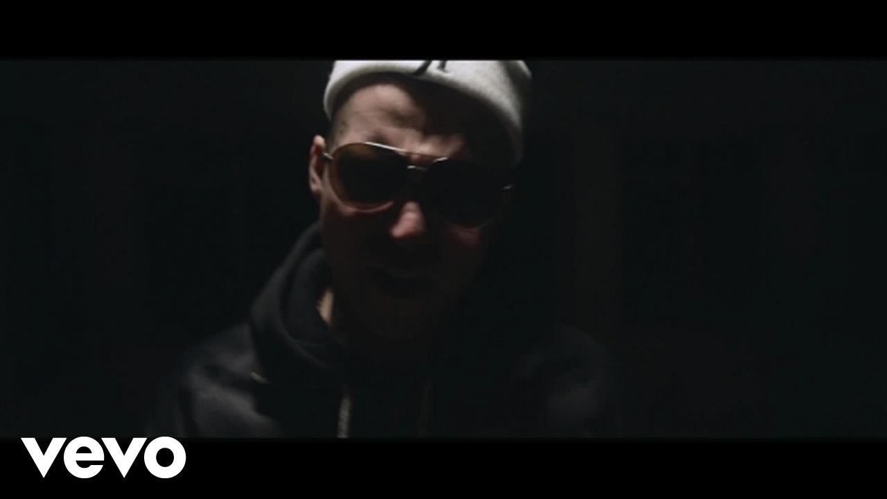 Hacktivist - 2 ROTTEN (OFFICIAL MUSIC VIDEO)