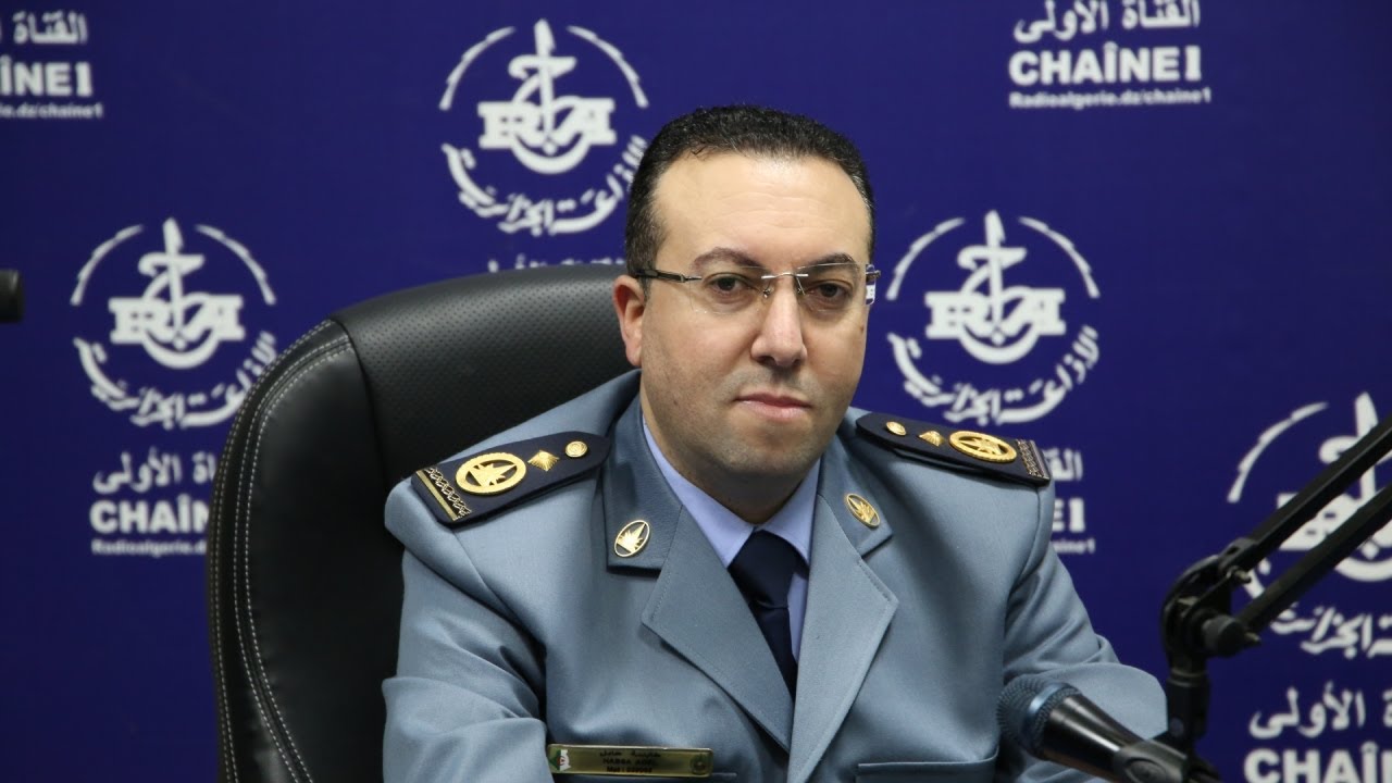 المدير المركزي بالمديرية العامة للجمارك الجزائرية المكلفة بالتشريع المراقب العام عادل حابسة