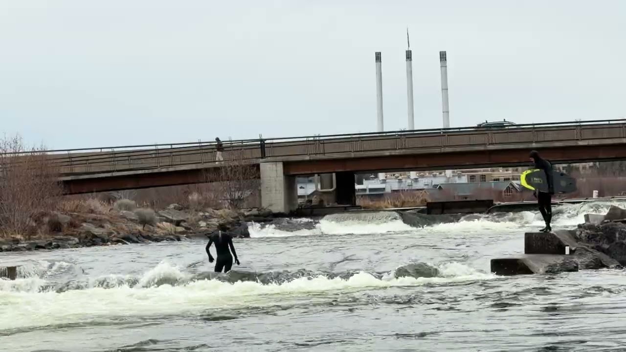 Bend River Wave (White Water Park)