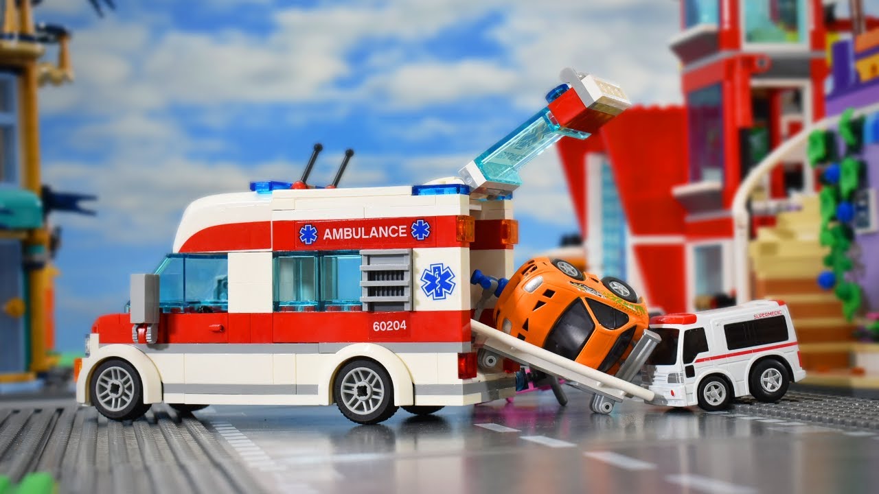 Lego Hospital Trouble! - Cars StopMotion