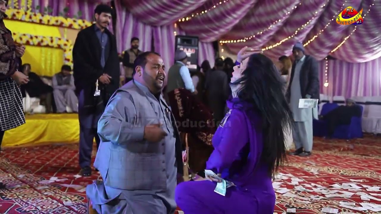 Jadan Char Gai Sarah Khan Dance Performance M Z Production