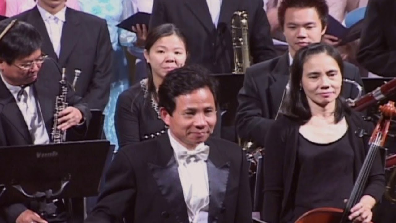 C  Off Carmina Burana  Beethoven  Ode to joy Changwon symphony orchestra and Choir  Conductor Nguyen