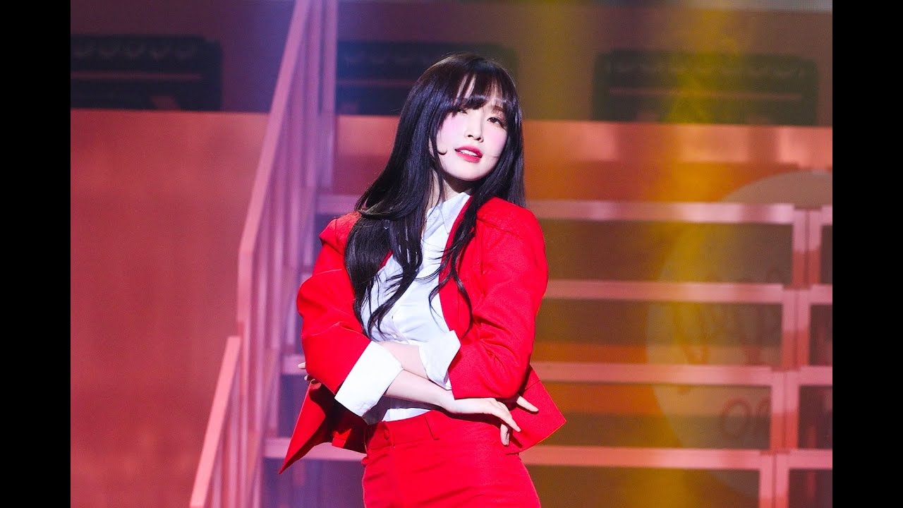 220430 오마이걸 아린 (Arin) - 미쳤어, 우리집 (Crazy, My House) - 미라클 인터내셔널 (Fan Meeting) [직캠 / FANCAM] [4K 60p]