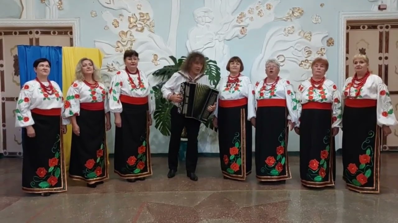 автор  пісні Р.Поштар Живу в селі ЖВА  