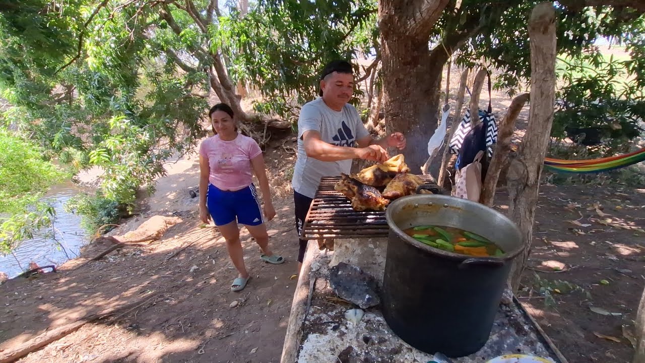 ESCUCHEN LO SISAÑOSO QUE ES CARLOS FERMIN CON MAMITA😱😱