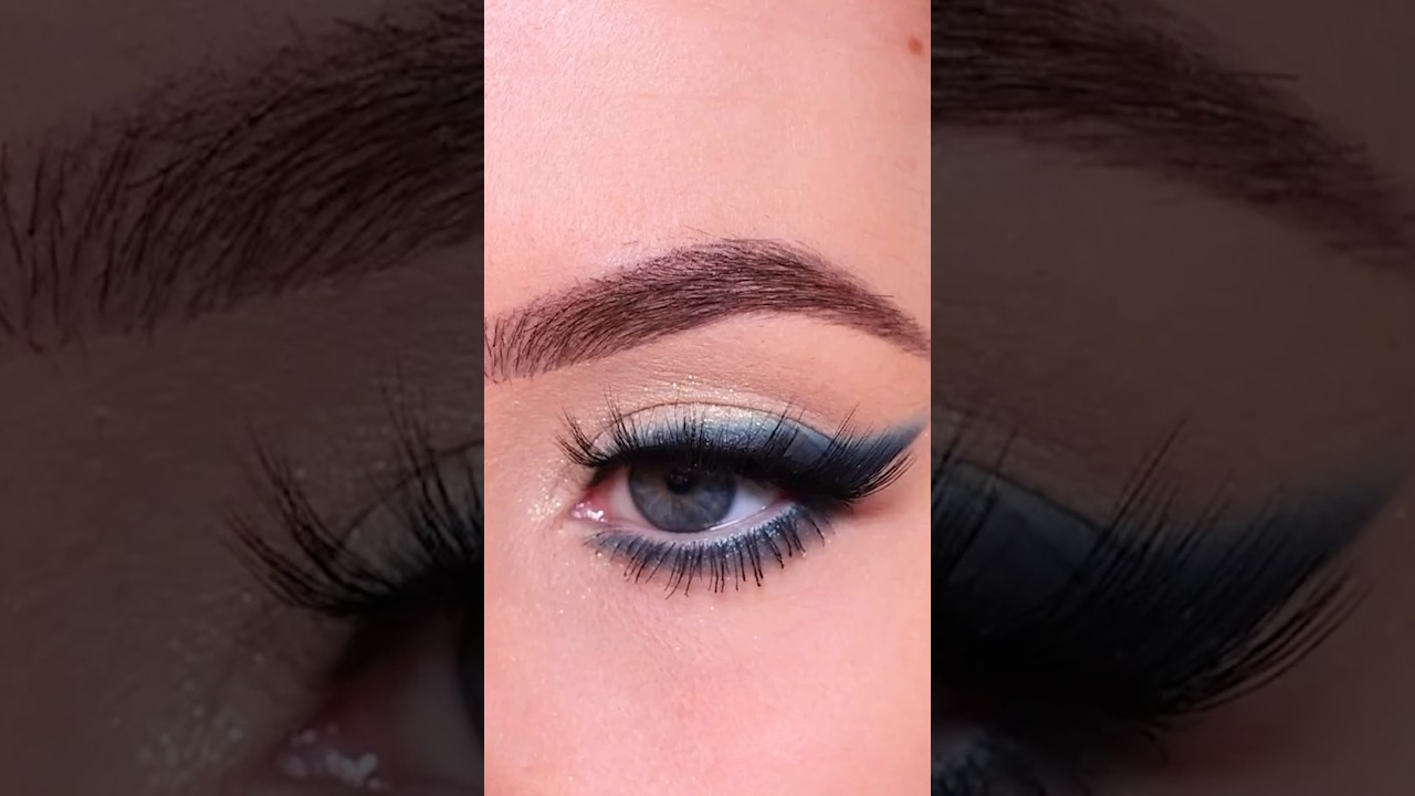 I Tried The Blue Eye Makeup Trend💙 #makeup #makeuptutorial #eyemakeup #shorts #youtubeshorts