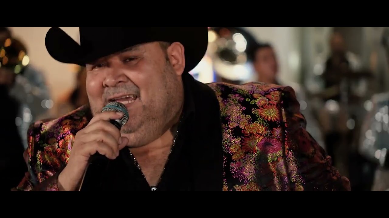 El Especial - El Coyote y su Banda Tierra Santa ( Video Oficial )