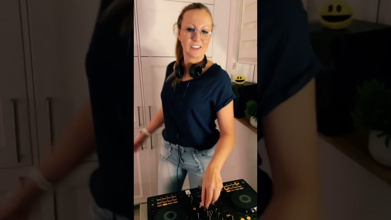 PEAK-TIME TECHNO DJ SET 🔥 | Live from TikTok | 132–148 BPM