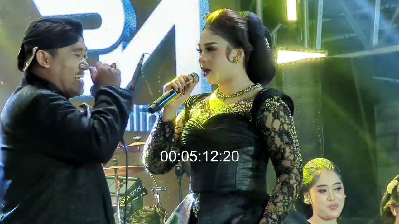 NIKEN SALINDRY SAMPAI MAU MENANGIS DAN MINTA PELUK MAS BAMBANG