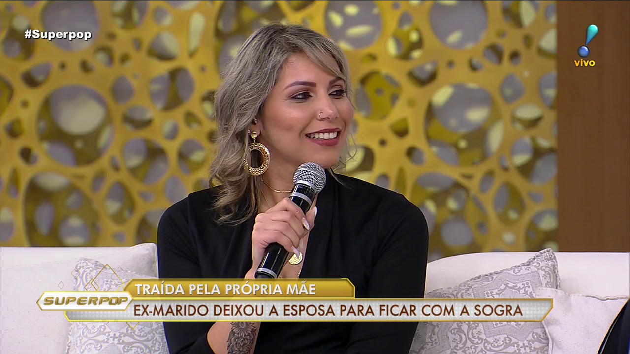Ex-marido deixou esposa para ficar com a mãe: 