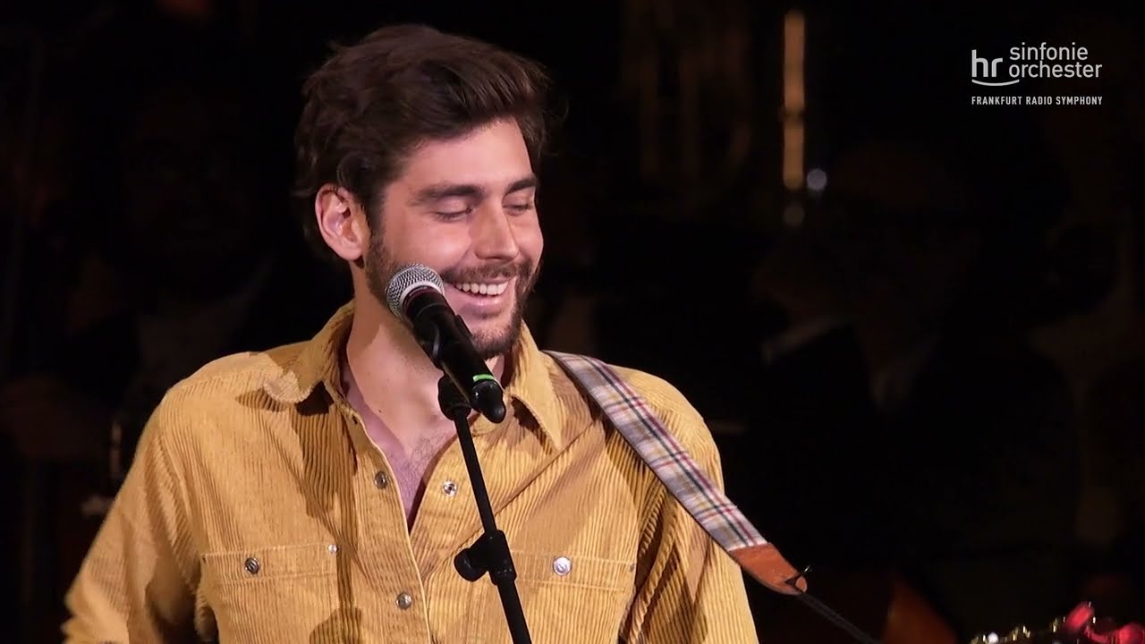 Alvaro Soler - Au Au Au (Live) Music Discovery Project