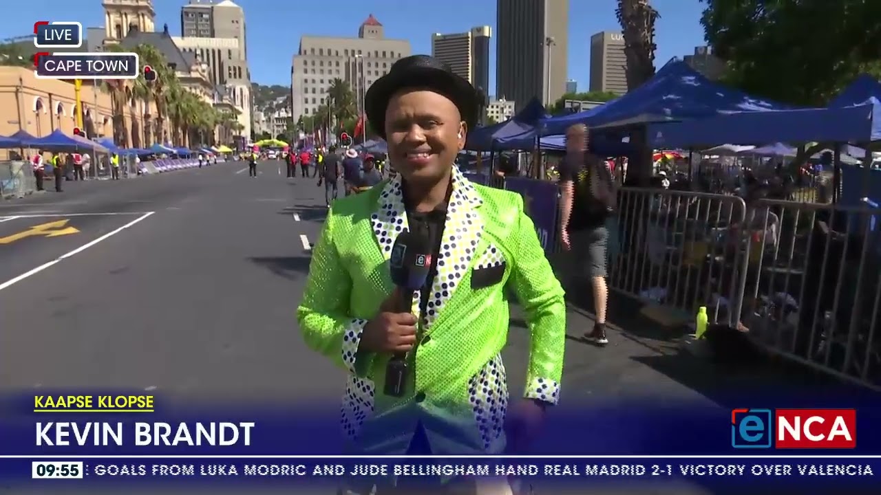 More than 20,000 minstrels participating in parade