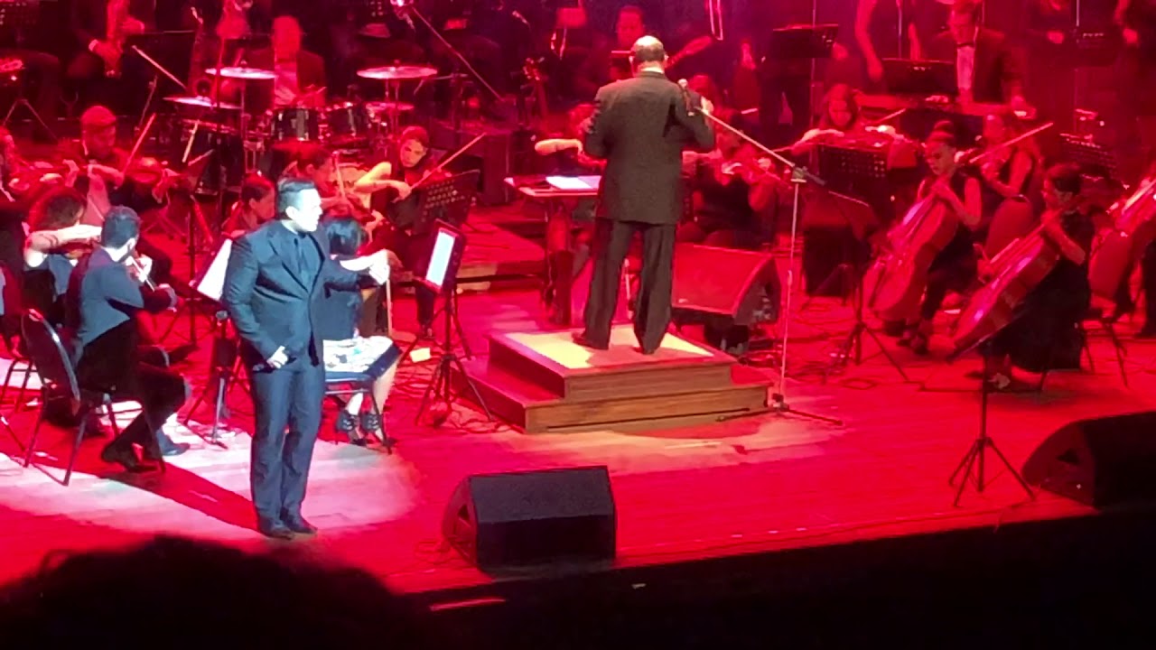 EDUARDO AGUIRRE Y LA FILARMONICA LO MEJOR DE LUIS MIGUEL