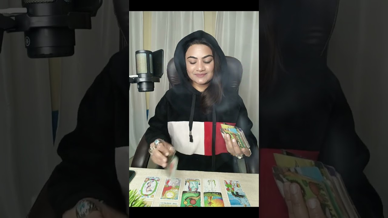🧿🍀 आप तक पहुंचने के लिए इस इंसान ने बहुत जोर लगाया हुआ है पर universe ने इसे रोक दिया है।