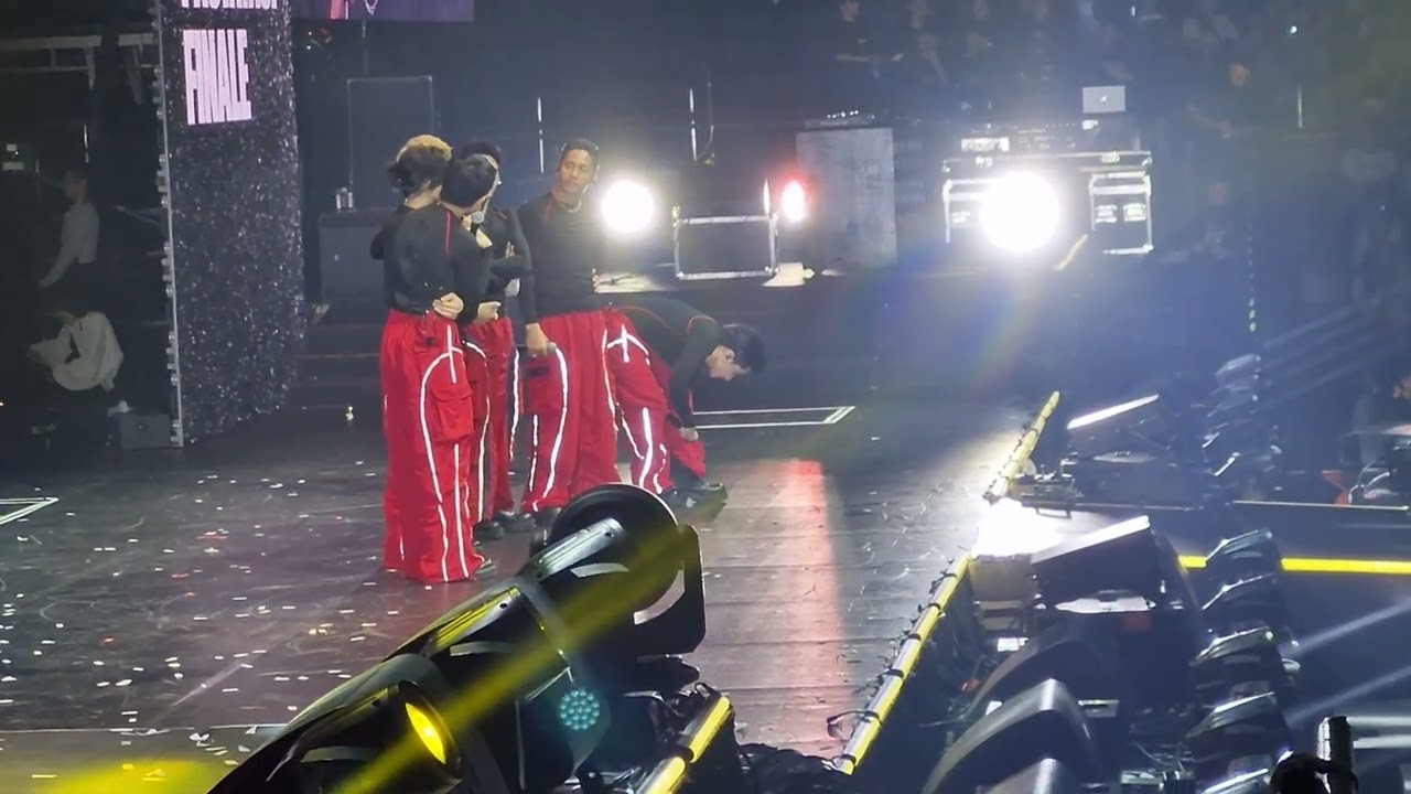 SB19 ARE JEALOUS OF TERRY ZHONG |  PAGTATAG FINALE CONCERT |  FANCAM | Day 2