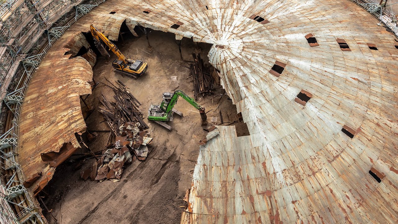 Granton Gasholder - Dismantling the Dome