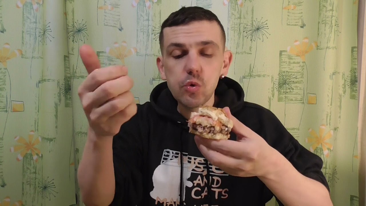 ОБЖОР ДЕГУСТИРУЕМ ВМЕСТЕ НОВИНКА АНГУС КАМАМБЕР ИЗ BURGER KING