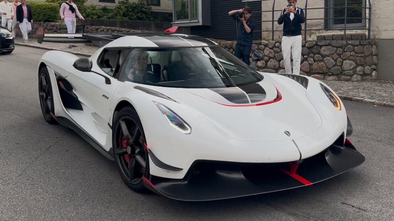 Car spotting in Båstad | Koenigsegg Jesko, Ferrari Laferrari, Porsche 911 GT3 RS, Ferrari SF90