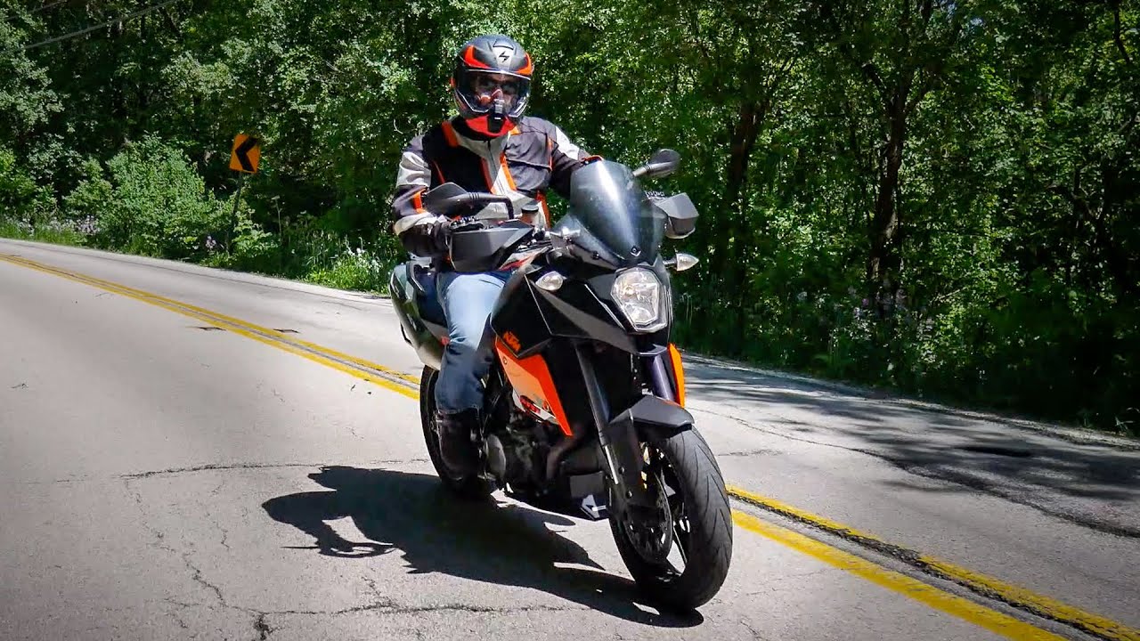 KTM 990 SMT - Rare Fun - Cycle Report | Everyday Driver