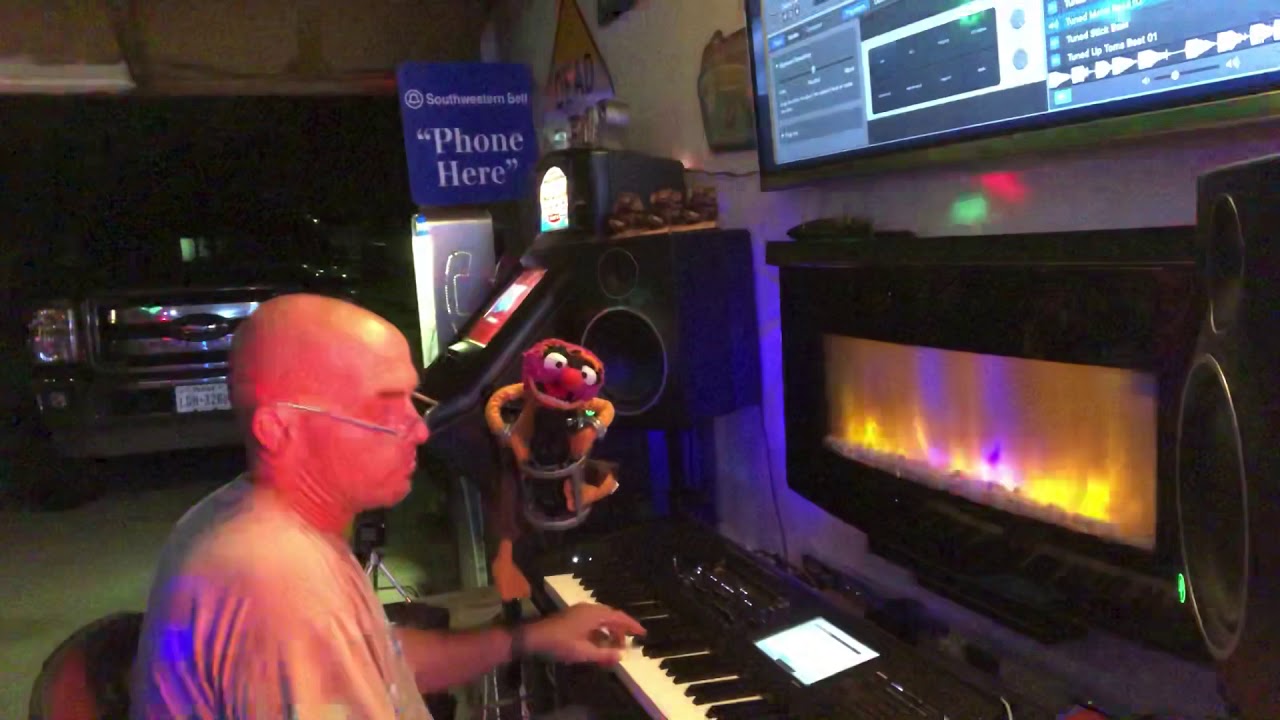 Free Play - Warm Up