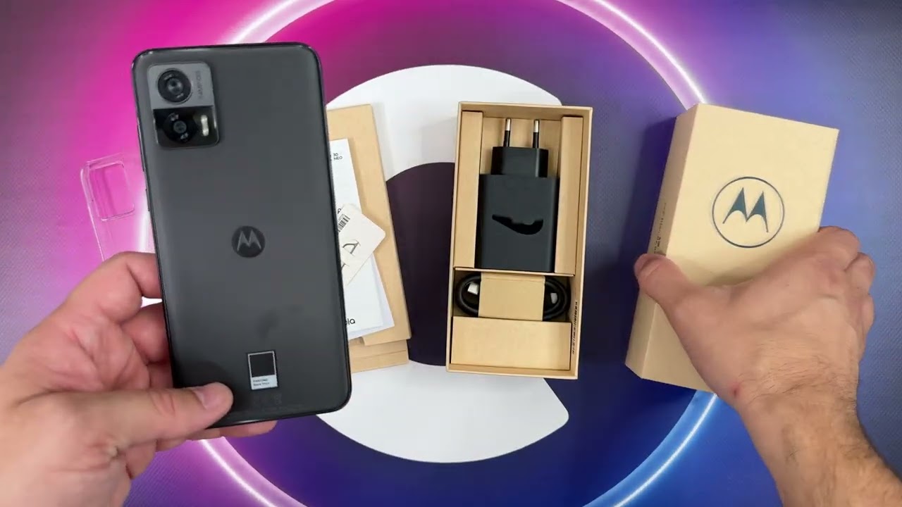 Déballage du Motorola Edge 30 Neo